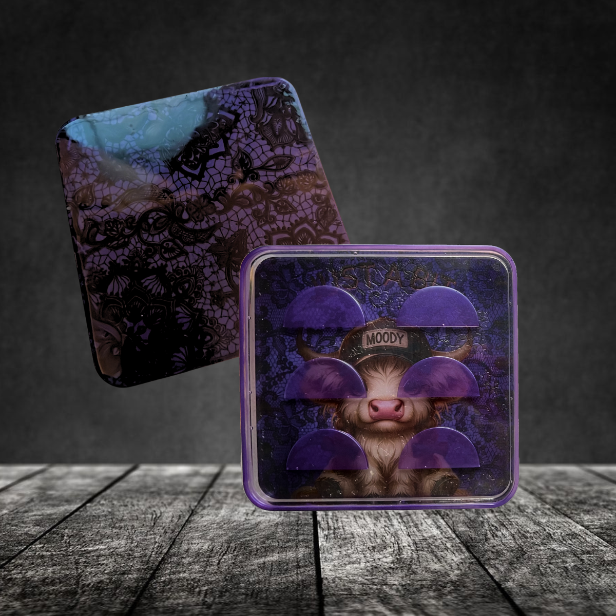 Moody Lace Eyelash Case